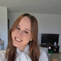 Sitter Profile Image: Paola C.