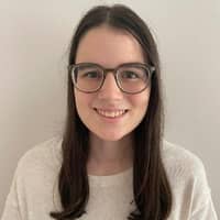 Sitter Profile Image: Emma P.