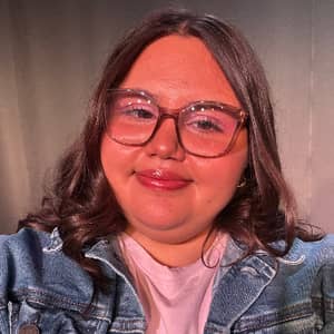 Sitter Profile Image: Geannina L.