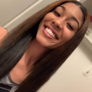 Sitter Profile Image: Rachelle L.