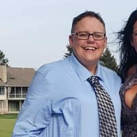 Sitter Profile Image: Lynn L.