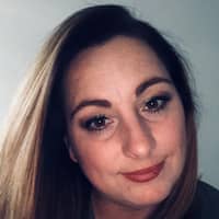 Sitter Profile Image: Shannon R.