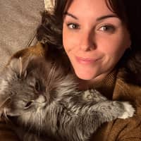 Sitter Profile Image: Miranda F.