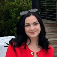 Sitter Profile Image: Lanie W.