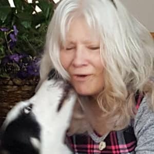 Sitter Profile Image: Lenore D.