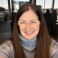 Sitter Profile Image: Lorie S.