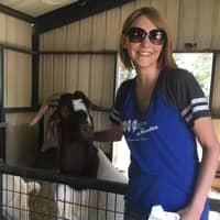 Sitter Profile Image: Traci G.