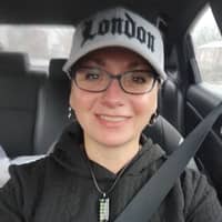 Sitter Profile Image: Sarah L.