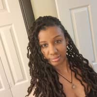 Sitter Profile Image: Ariana W.