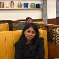 Sitter Profile Image: Meena Ouargli C.