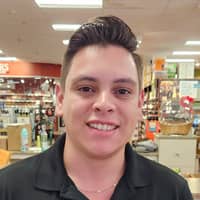 Sitter Profile Image: Luis P.