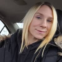 Passarens profilbild: Angelina H.