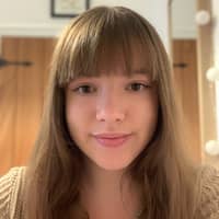 Sitter Profile Image: Harriet P.