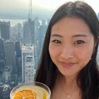 Sitter Profile Image: Lauren H.