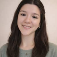 Sitter Profile Image: Rayna H.