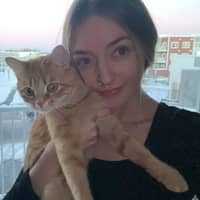 Sitter Profile Image: Julia P.