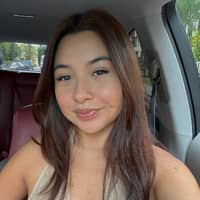 Sitter Profile Image: Lexi H.