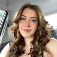 Sitter Profile Image: Hannahlore D.