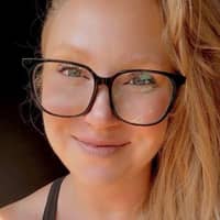 Sitter Profile Image: Shelley M.