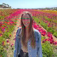 Sitter Profile Image: Kari A.