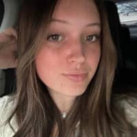 Sitter Profile Image: Chloe B.