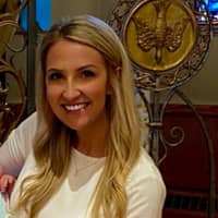 Sitter Profile Image: Christie K.