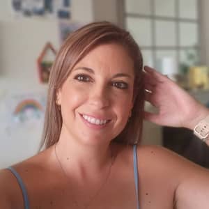 Sitter Profile Image: Gema C.
