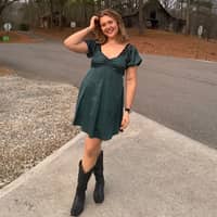 Sitter Profile Image: Savannah H.