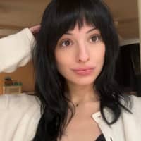 Sitter Profile Image: Olivia B.