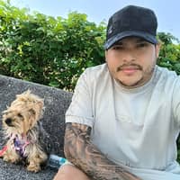 Foto de perfil del cuidador: César G.
