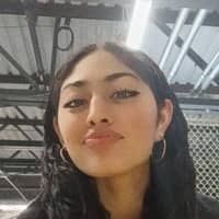 Sitter Profile Image: Debora C.