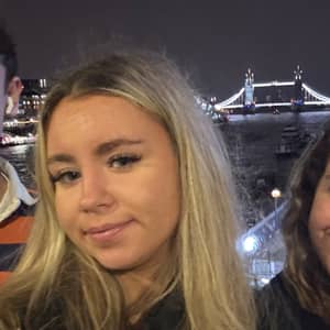 Sitter Profile Image: Hannah H.