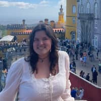 Sitter Profile Image: Christina H.