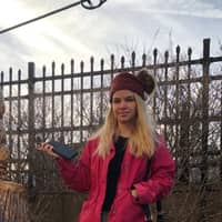 Sitter Profile Image: Leah M.