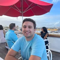 Sitter Profile Image: Casey S.