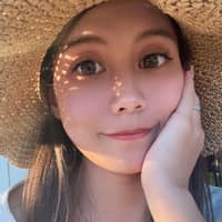 Sitter Profile Image: yiyun h.
