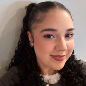 Sitter Profile Image: Yasmin C.