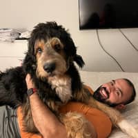 Sitter Profile Image: Felipe V.