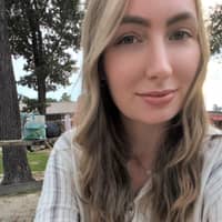 Sitter Profile Image: Sarah W.