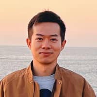 Sitter Profile Image: Wenjie W.