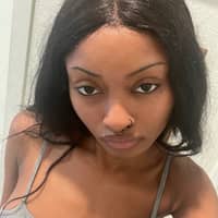 Sitter Profile Image: Gloria F.