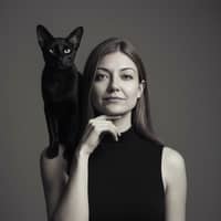 Sitter Profile Image: Julia S.