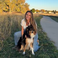Sitter Profile Image: Sarah B.