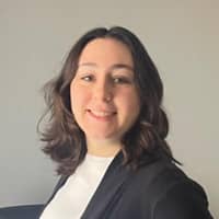 Sitter Profile Image: Lori T.