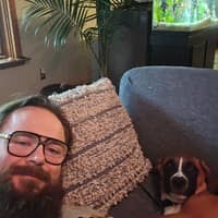 Sitter Profile Image: Travis M.