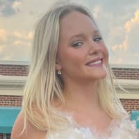 Sitter Profile Image: Ally E.