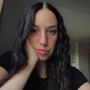 Sitter Profile Image: Madeleine P.