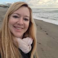 Sitter Profile Image: Tina P.