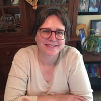 Sitter Profile Image: Juli T.