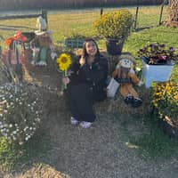 Sitter Profile Image: Sheylla P.